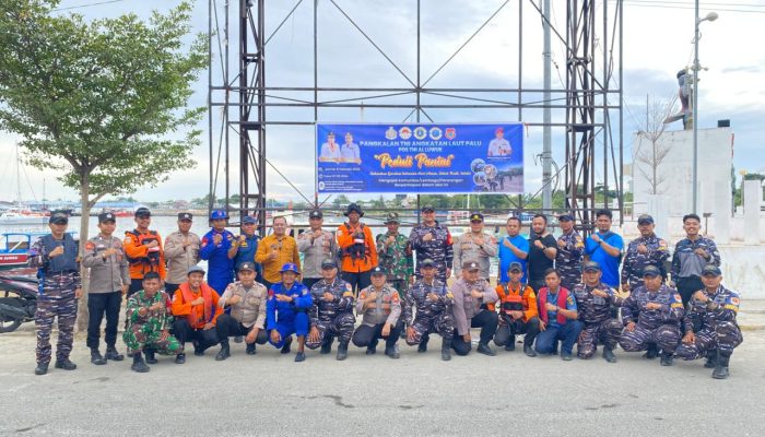 Gerakan Indonesia Asri, TNI-Polri Bersama Pemda Gelar Aksi Bersih Teluk Lalong