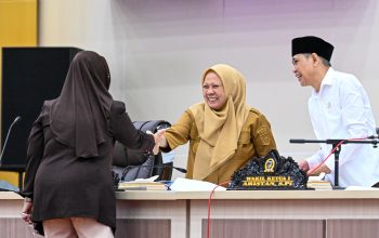 Wagub Sulteng Sampaikan 6 Raperda Strategis di DPRD
