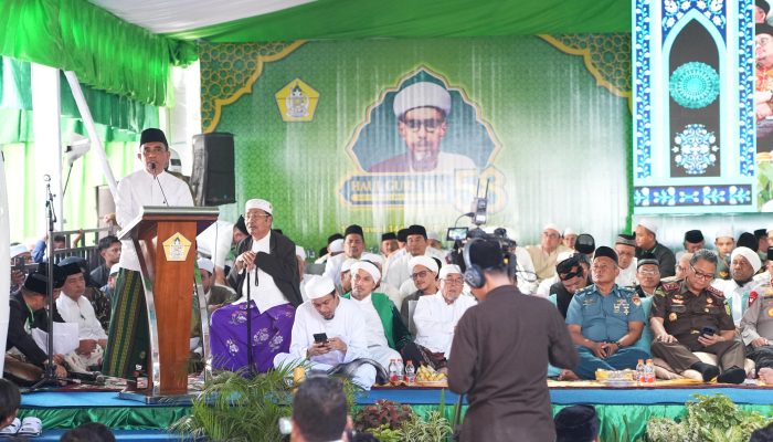 Haul Guru Tua ke-58, Anwar Hafid Dorong Penguatan Pendidikan DiniyahIsi