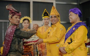 Anwar Hafid Dorong Kearifan Lokal Jadi Kekuatan Sulteng