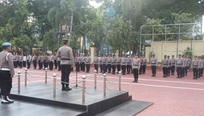 Polresta Palu Pecat Personel Bermasalah Lewat Upacara PTDH