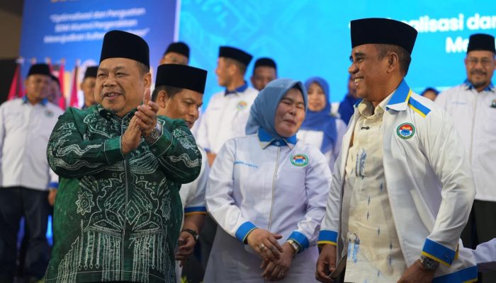 Anwar Hafid Resmi Jadi Anggota Kehormatan IKA PMII