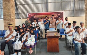 KPU Kota Palu Berbagi dengan Anak Yatim Lewat Doa Bersama