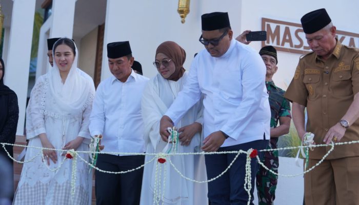 Akbar Supratman Resmikan Masjid Kartini Al-Husein di Sigi