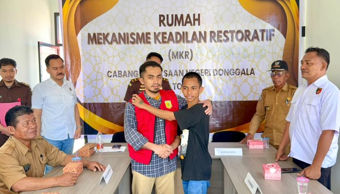 Kejari Donggala Fasilitasi Perdamaian Perkara Penganiayaan