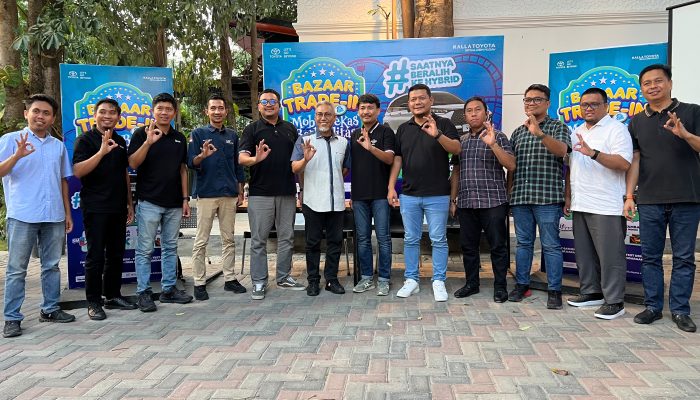 Kalla Toyota Palu Dorong Penggunaan Mobil Hybrid