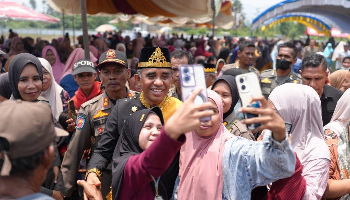 Anwar Hafid Hadiri Puncak HUT ke-27 Buol