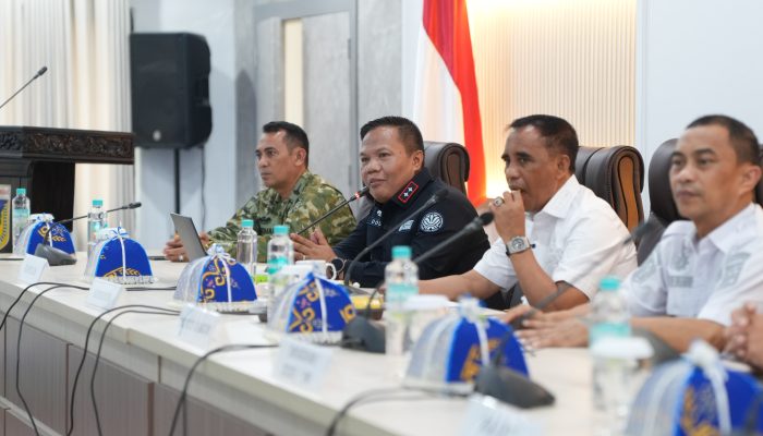 Anwar Hafid Minta Pengawasan Lingkungan di Sulteng Diperketat