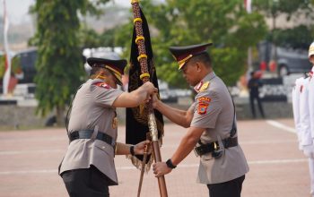 Polda Sulteng Tandai Kepemimpinan Baru Lewat Serah Terima Pataka