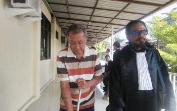 Usia 79 Tahun, Kakek Ini Berjuang Mempertahankan Rumahnya di Pengadilan